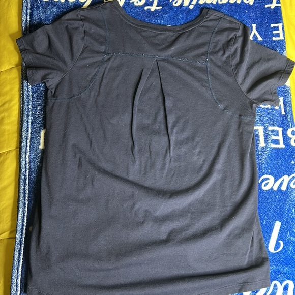 Red,white and blue Tommy Hilfiger t shirt - Picture 4 of 4